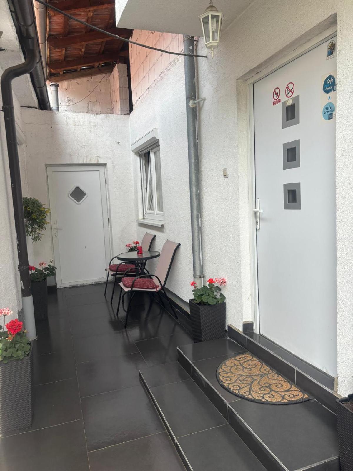 Apartament Manila